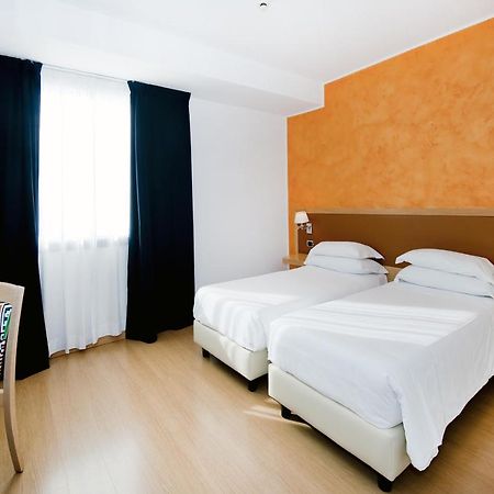 Hotel Ibis Styles Roma Vintage Zimmer foto